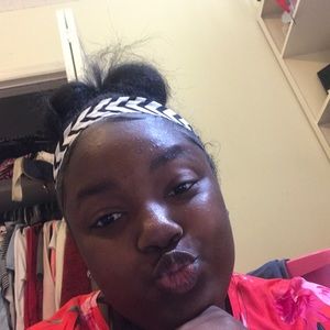 Meet your Posher, Reagan